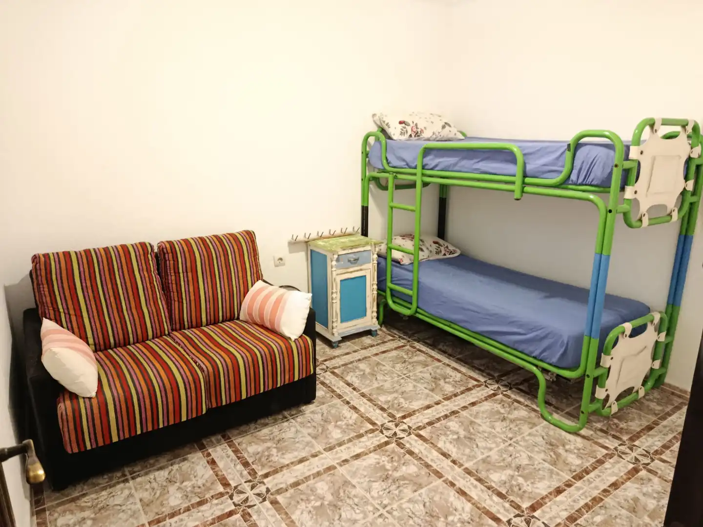 Bedroom of Flat for sale in Chiclana de la Frontera  with Heating, Terrace and Storage room