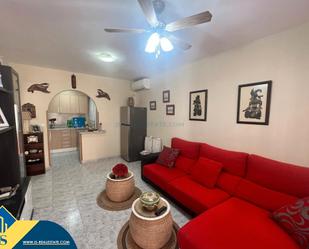 Living room of House or chalet for sale in Orihuela  with Air Conditioner, Heating and Terrace