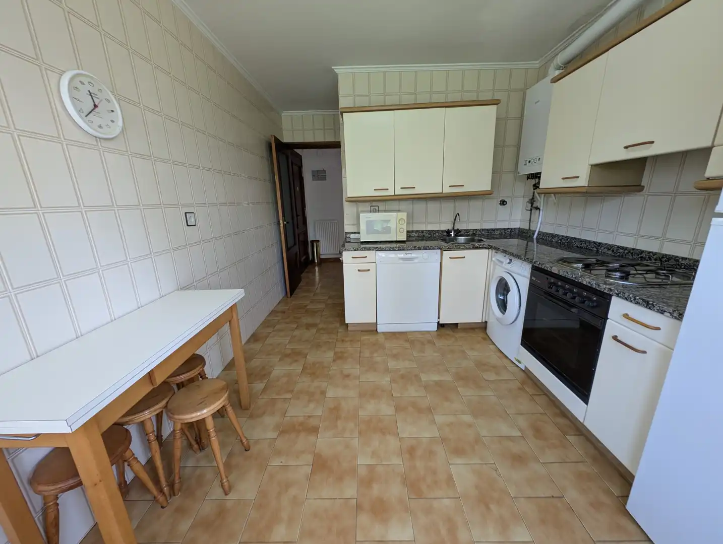 Kitchen of Flat for sale in Laredo  with Heating, Private garden and Terrace