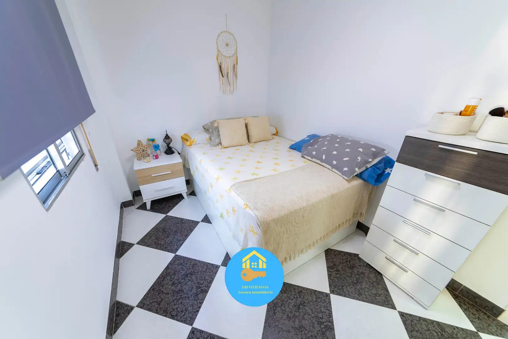Schlafzimmer von Wohnung zum Verkauf in Dos Hermanas mit Klimaanlage und Abstellraum