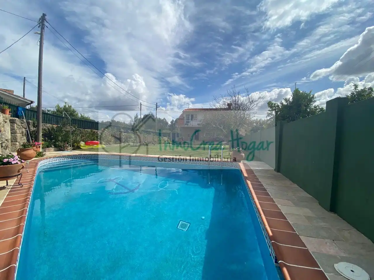 Piscina de Casa o xalet en venda en Vigo  amb Calefacció, Jardí privat i Terrassa