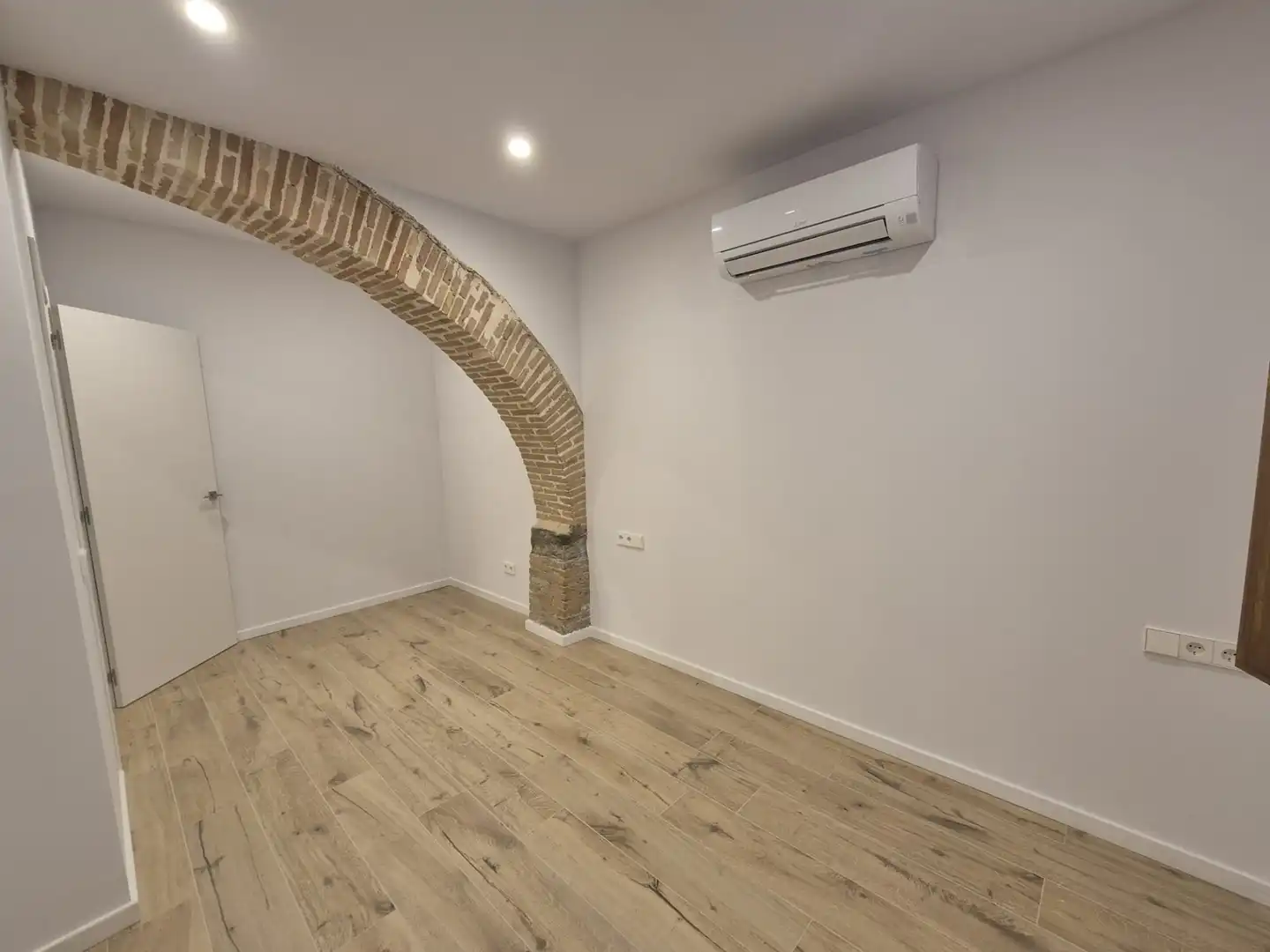 Piso de alquiler en Vic con Aire acondicionado, Calefacción y Terraza