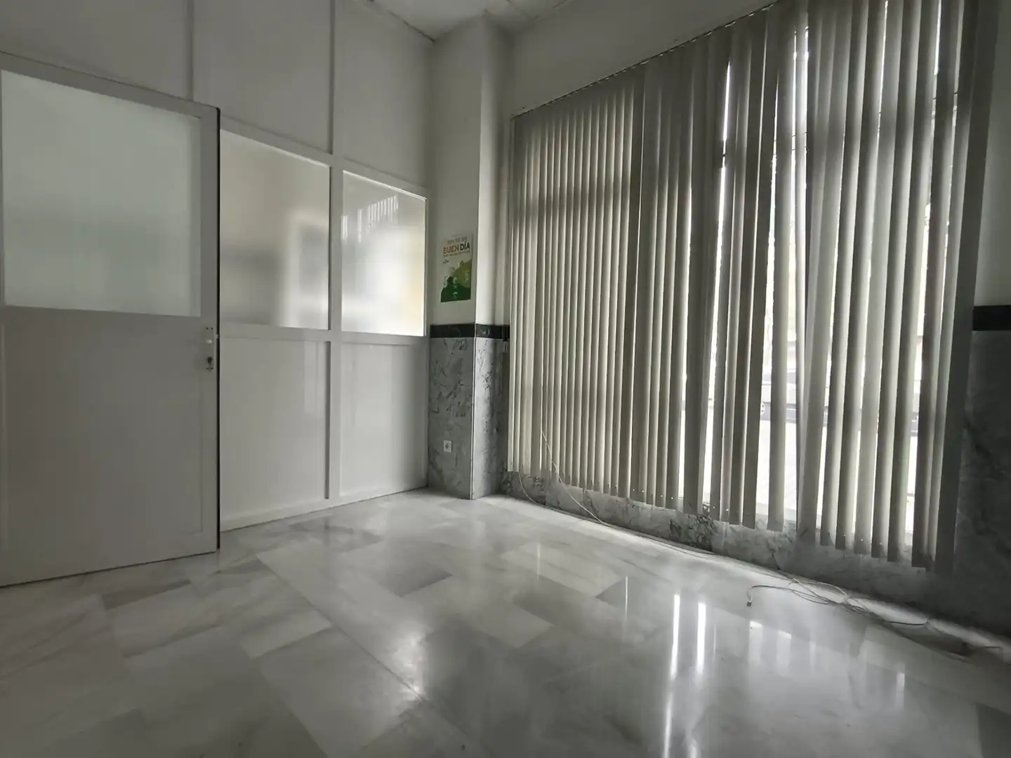Local comercial de lloguer a Poniente-Sur, imagen 2
