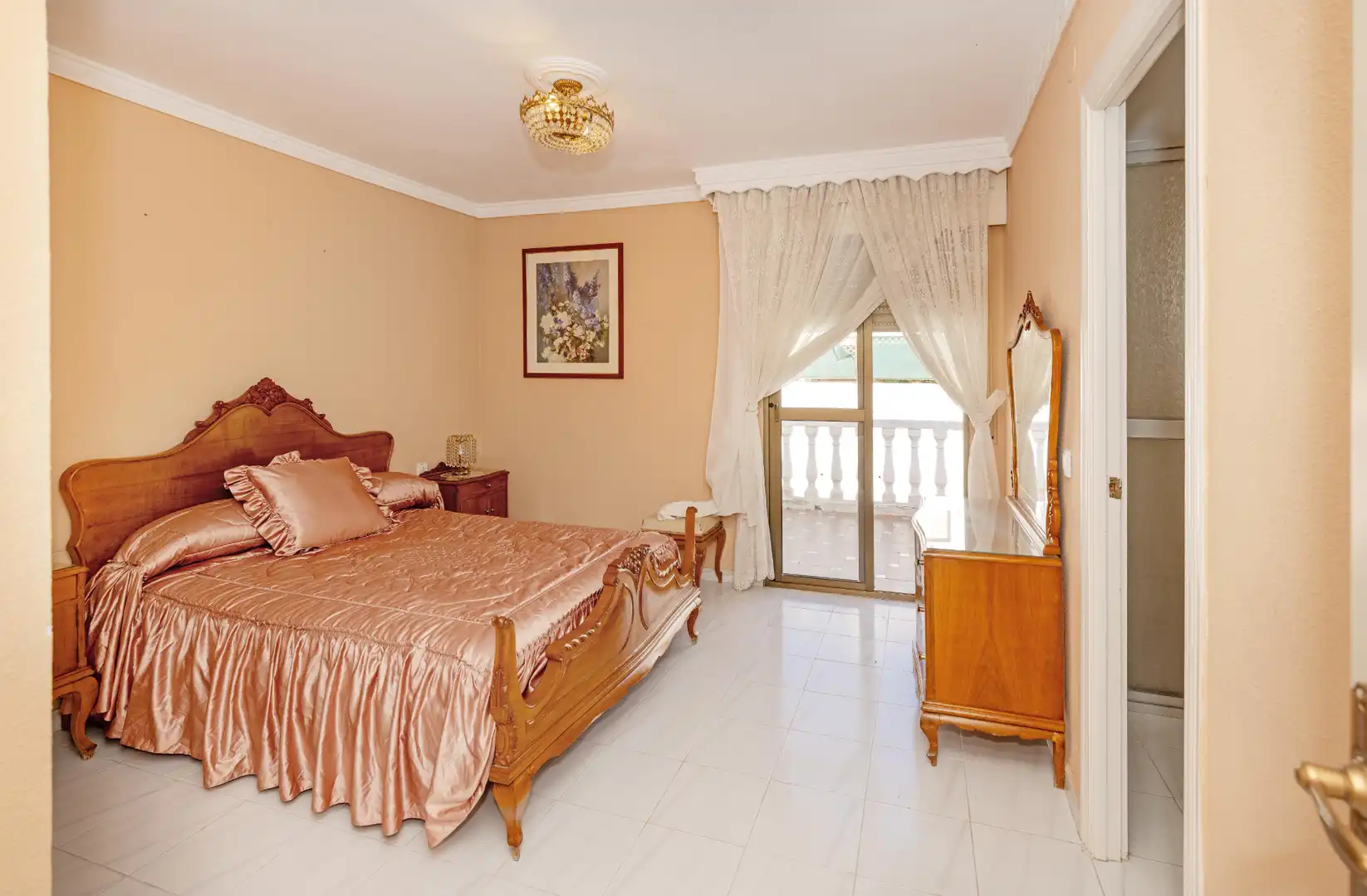 Dormitori de Casa adosada en venda en Marbella amb Jardí privat, Terrassa i Traster