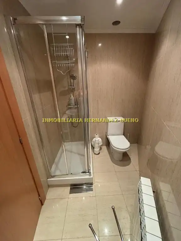 Baño de Piso en venta en Salamanca con Aire acondicionado y Calefacción