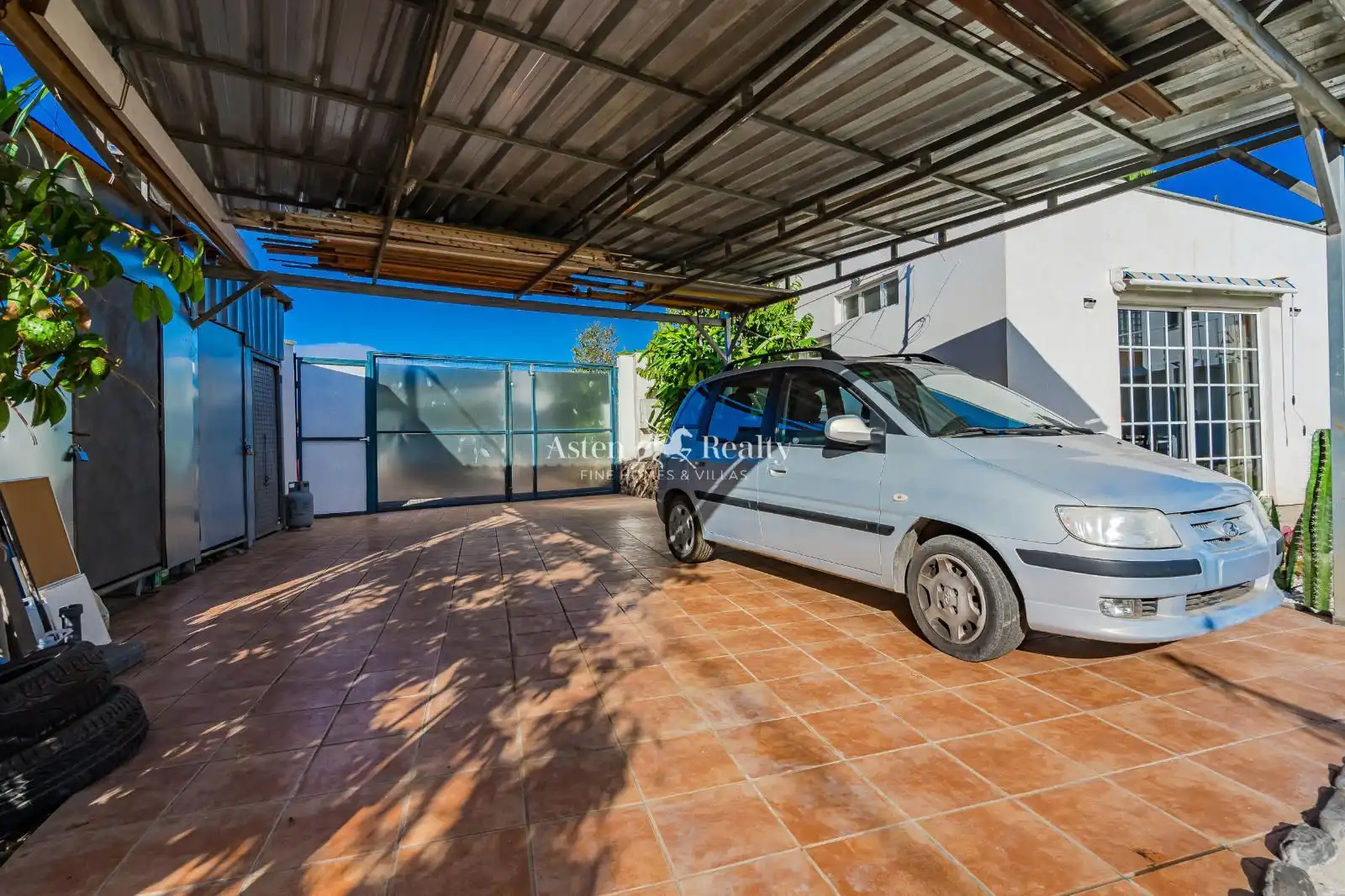 Vista exterior de Casa o chalet en venta en Arona con Aire acondicionado, Terraza y Trastero