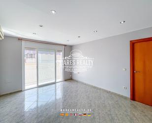 Flat for sale in Pineda de Mar  with Air Conditioner