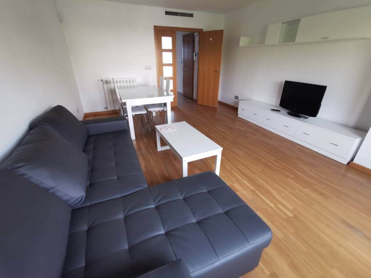 Living room of Flat to rent in Castellón de la Plana / Castelló de la Plana  with Air Conditioner, Storage room and Furnished