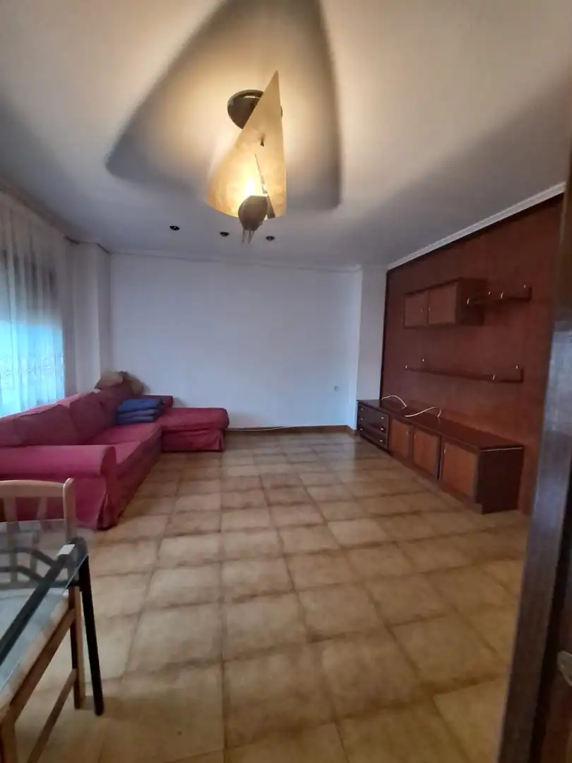 Sala d'estar de Casa o xalet en venda en Castellón de la Plana / Castelló de la Plana amb Traster, Moblat i Forn