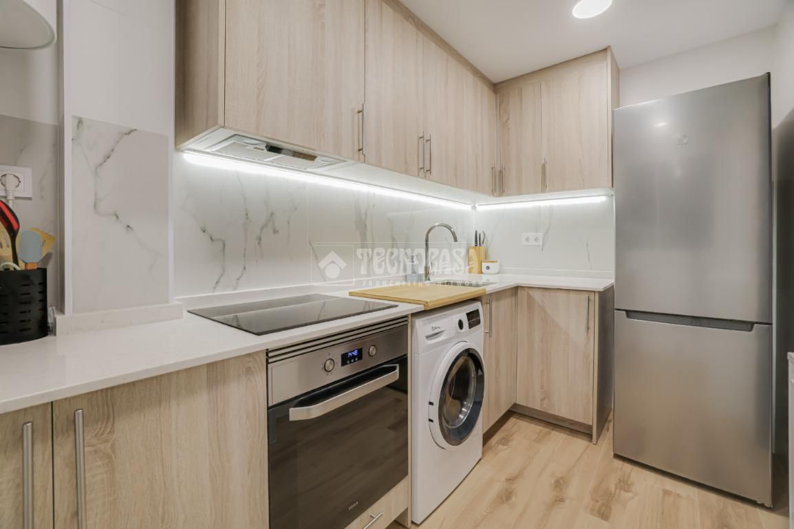 Piso en venta en Porta, Nou Barris