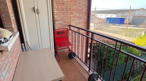 Foto 5 de Casa adosada en venta en Huércanos, La Rioja