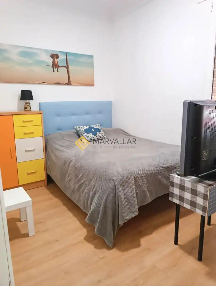 Habitación de Piso en venta en Santander con Calefacción