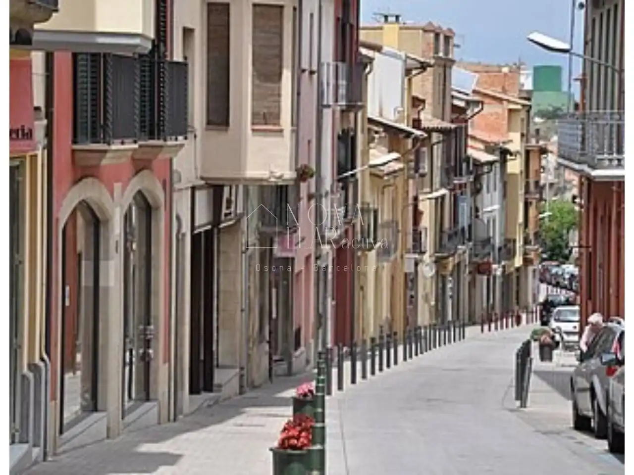 Terraced house for sale in Tona
