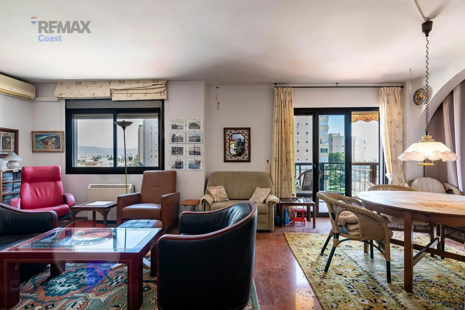Sala de estar de Piso en venta en Torremolinos con Aire acondicionado, Terraza y Piscina comunitaria