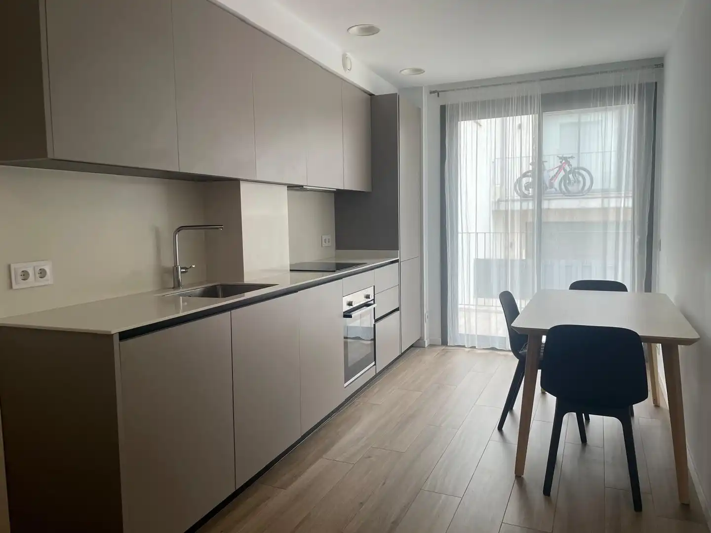 Küche von Wohnung zum Verkauf in Palamós mit Klimaanlage, Möbliert und Ofen