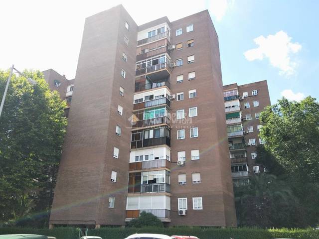 Piso en Venta en Villafontana - Estoril I