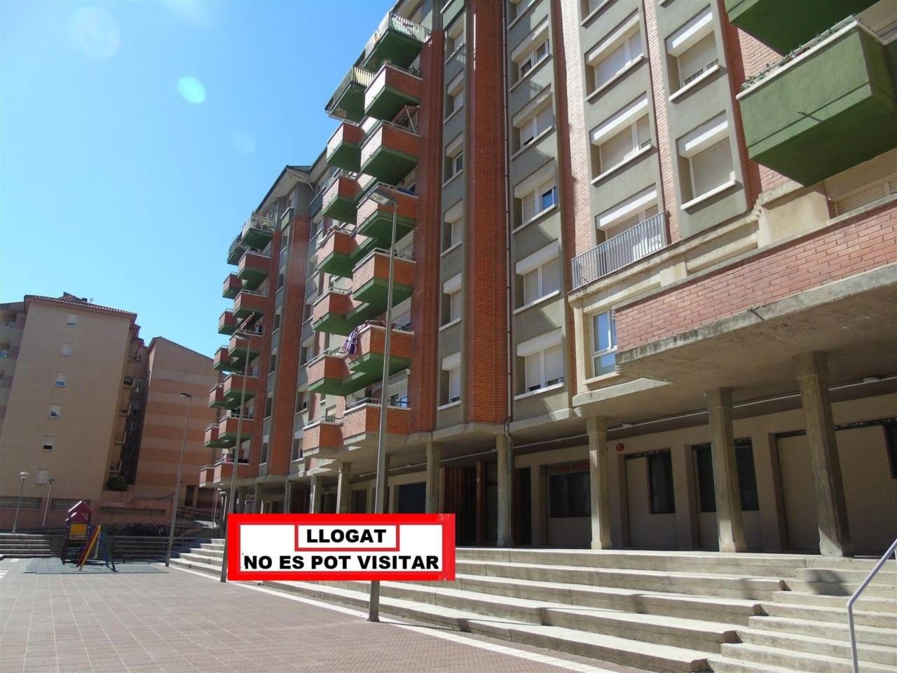 Vista exterior de Pis en venda en Vic amb Terrassa