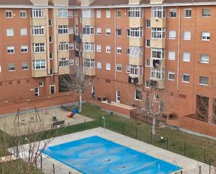 Exterior view of Duplex for sale in Fuenlabrada  with Air Conditioner, Heating and Furnished