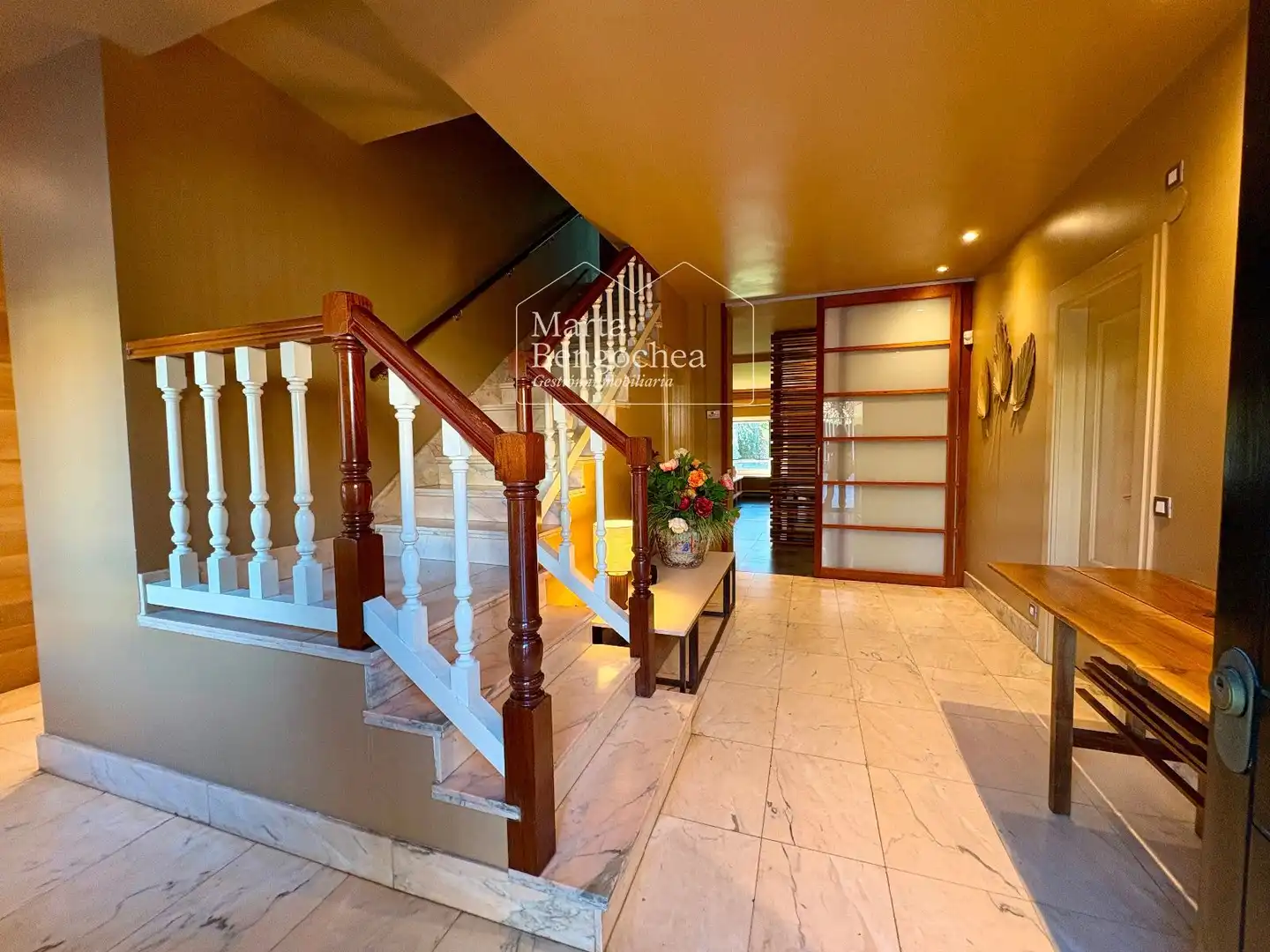 Casa adosada en venta en CALLE MENDIZABALA, Mendizorrotza - Armentia