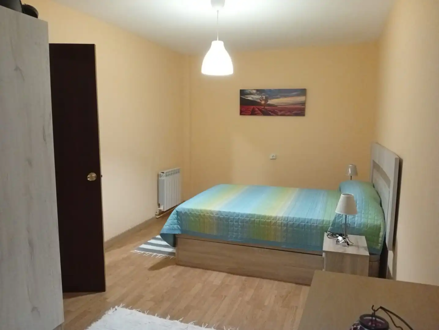 Habitación de Piso en venta en Gijón  con Calefacción, Parquet y Terraza