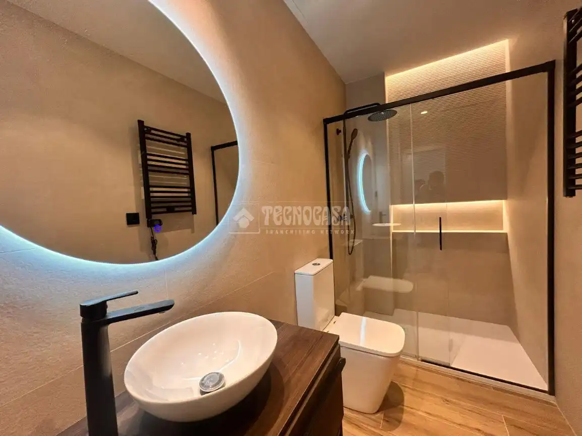 Baño de Piso en venta en Madrid con Calefacción