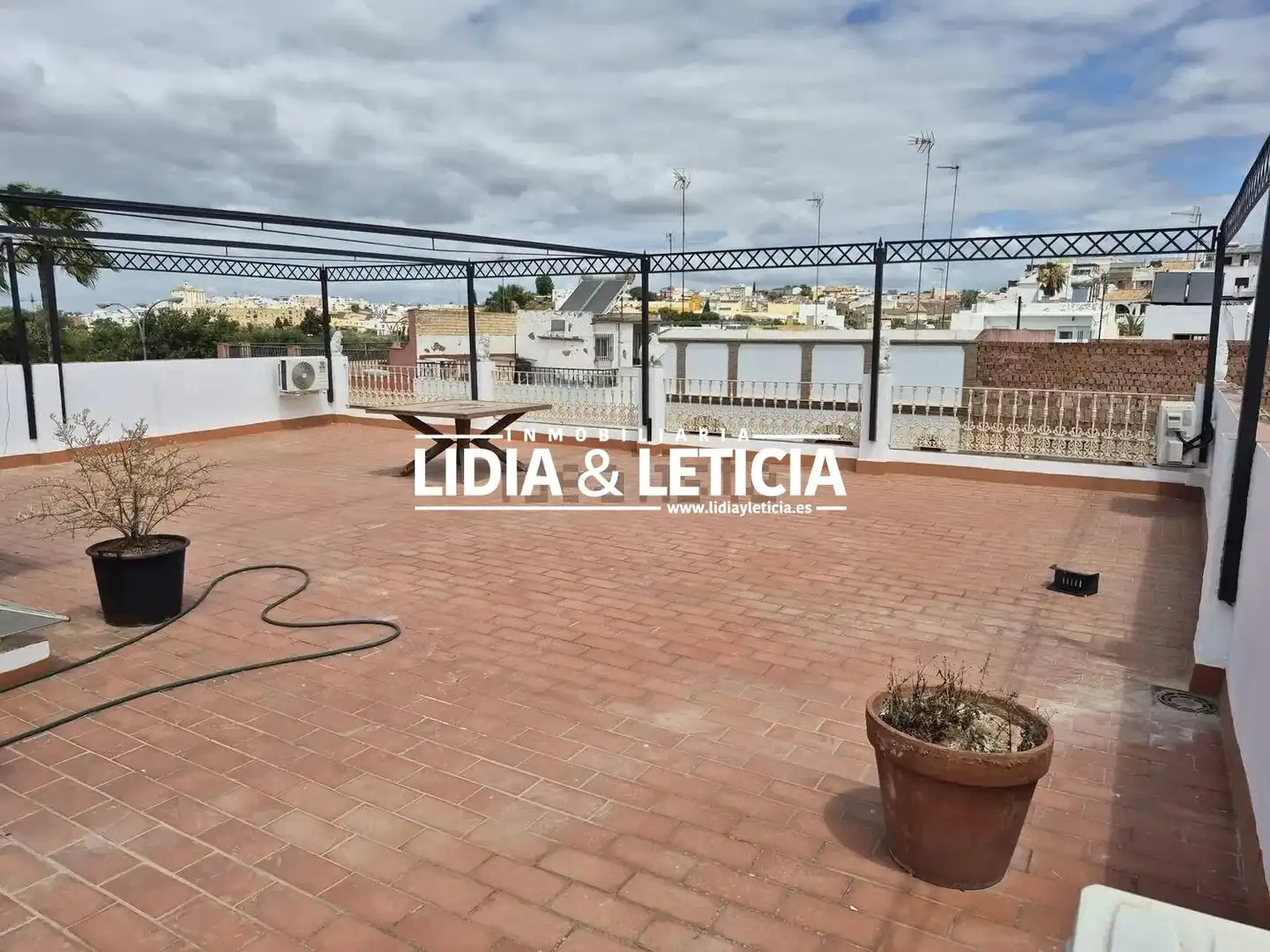 Terrassa de Casa o xalet en venda en Alcalá de Guadaira