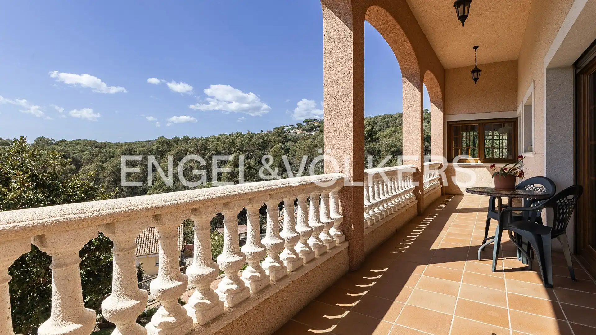 Terraza de Casa o chalet en venta en Vilanova del Vallès con Aire acondicionado, Calefacción y Jardín privado