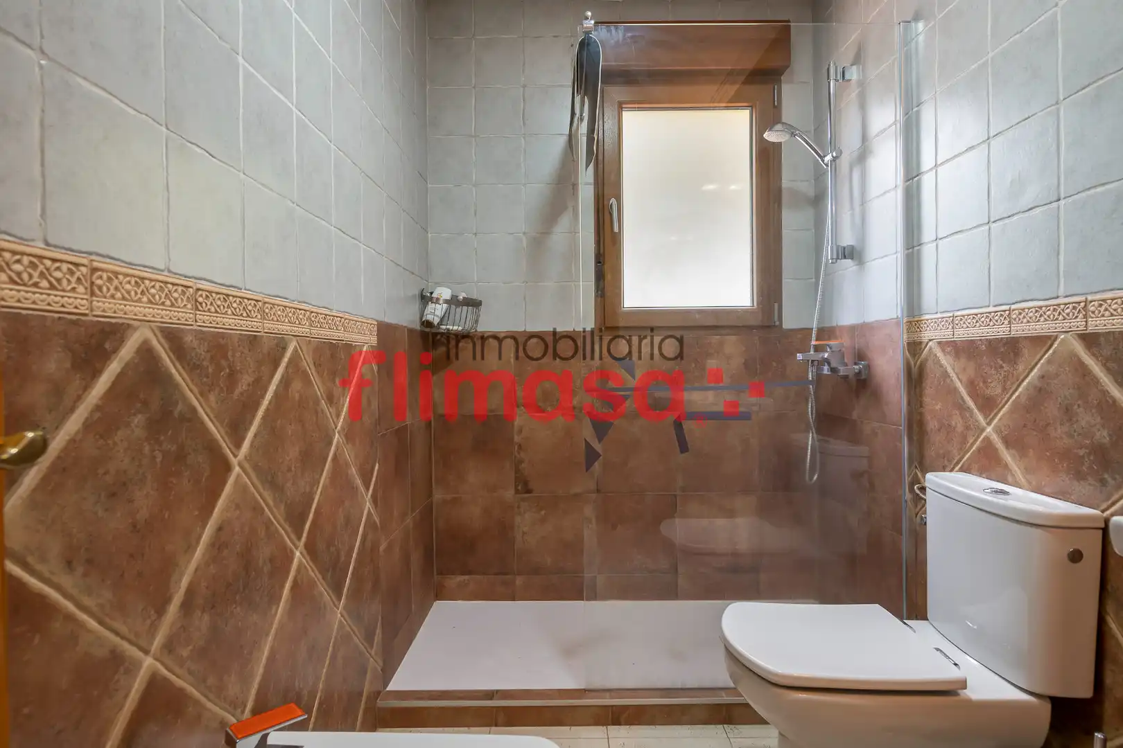 Baño de Casa o chalet en venta en Villaviciosa de Odón con Calefacción, Jardín privado y Terraza