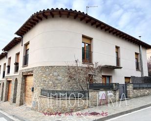 Vista exterior de Casa adosada en venda en Castellcir amb Calefacció i Jardí privat