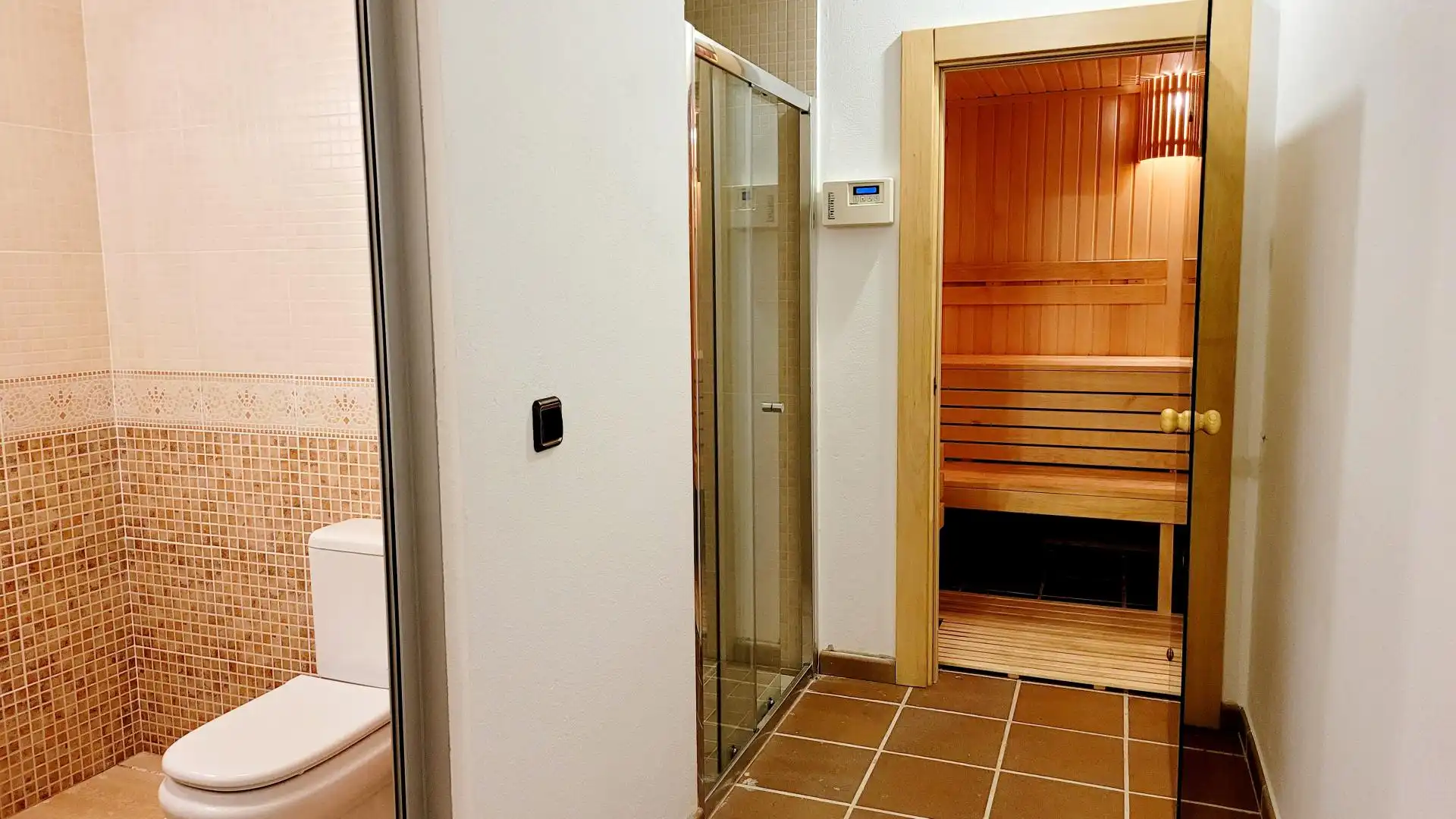 Detached house with terrace for sale in Montgoda, imagen 25