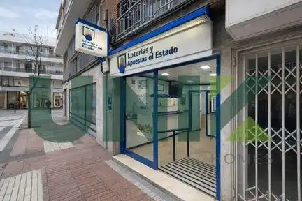 Local comercial en venta en Carrer VISTALEGRE, imagen 3