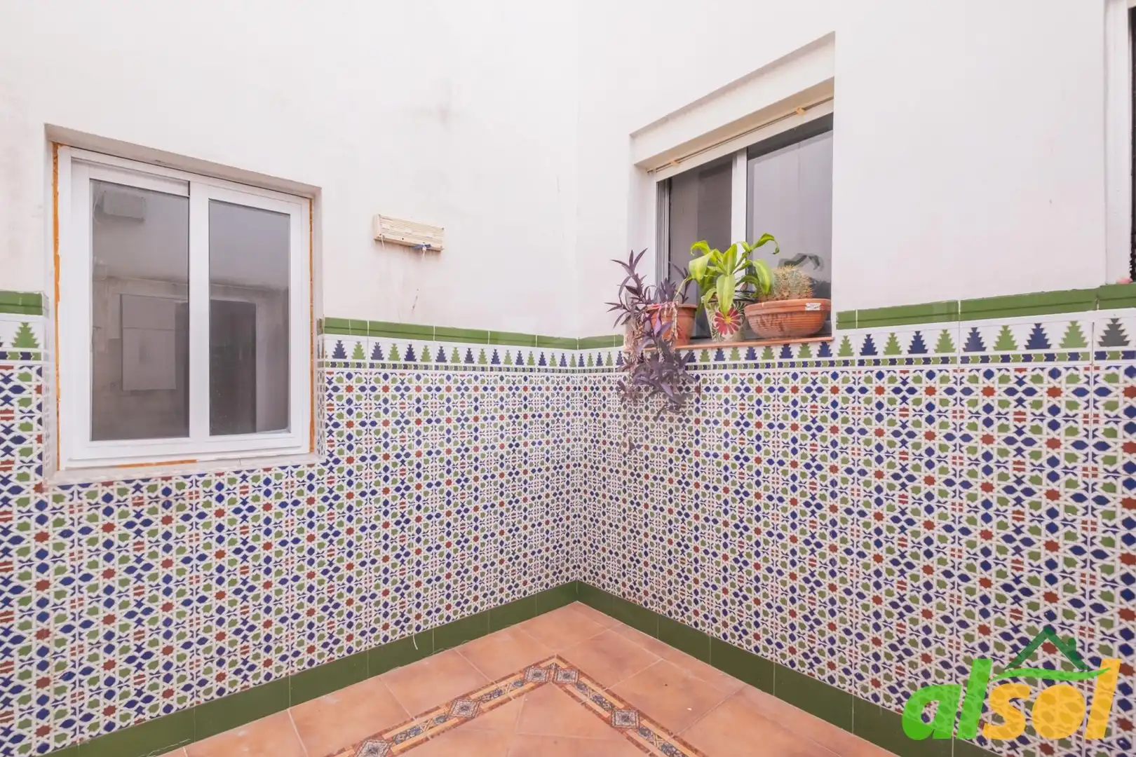 Terrassa de Casa adosada en venda en El Puerto de Santa María amb Traster i Balcó