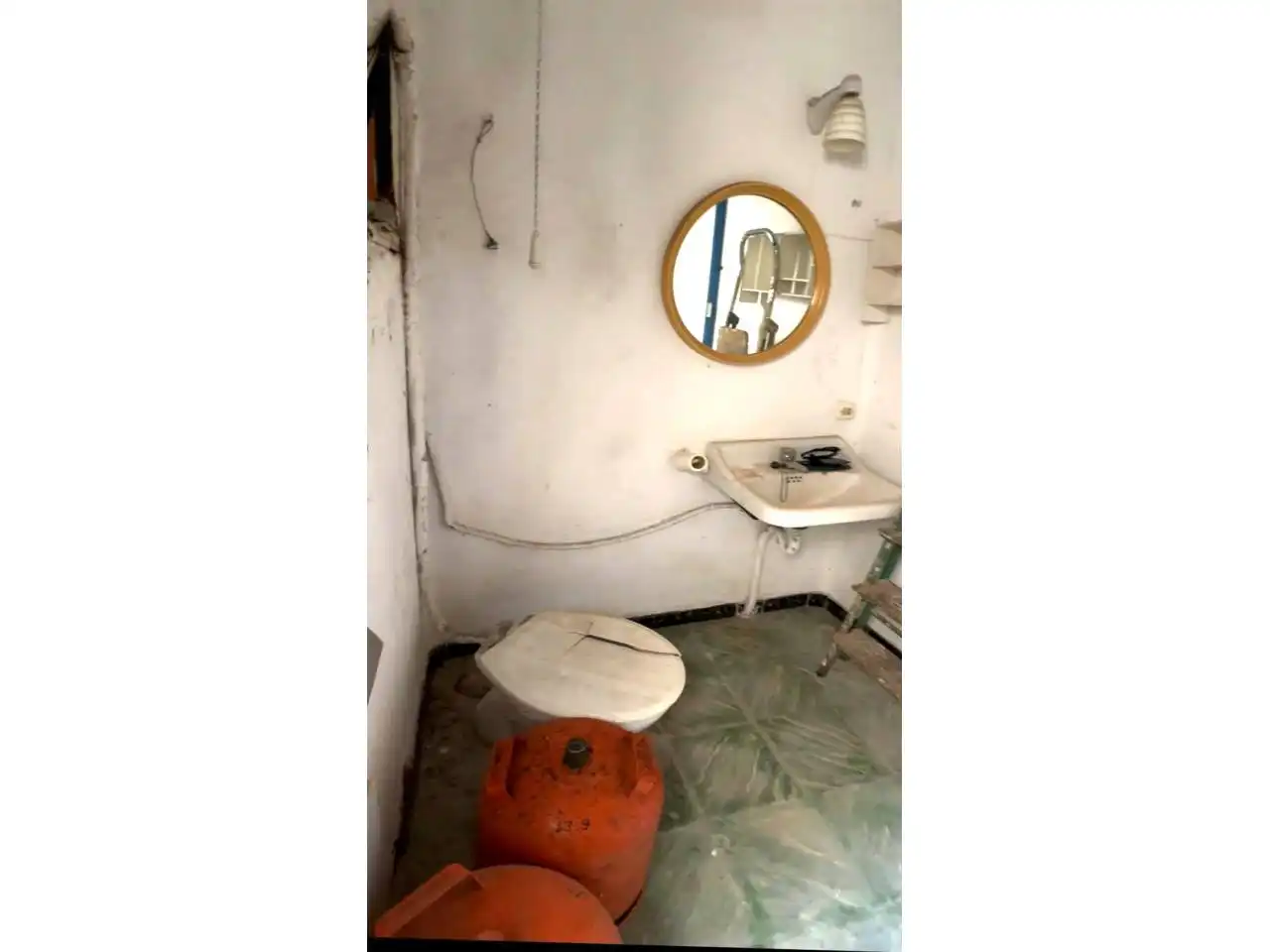 Bathroom of Houses for sale in Lloret de Mar