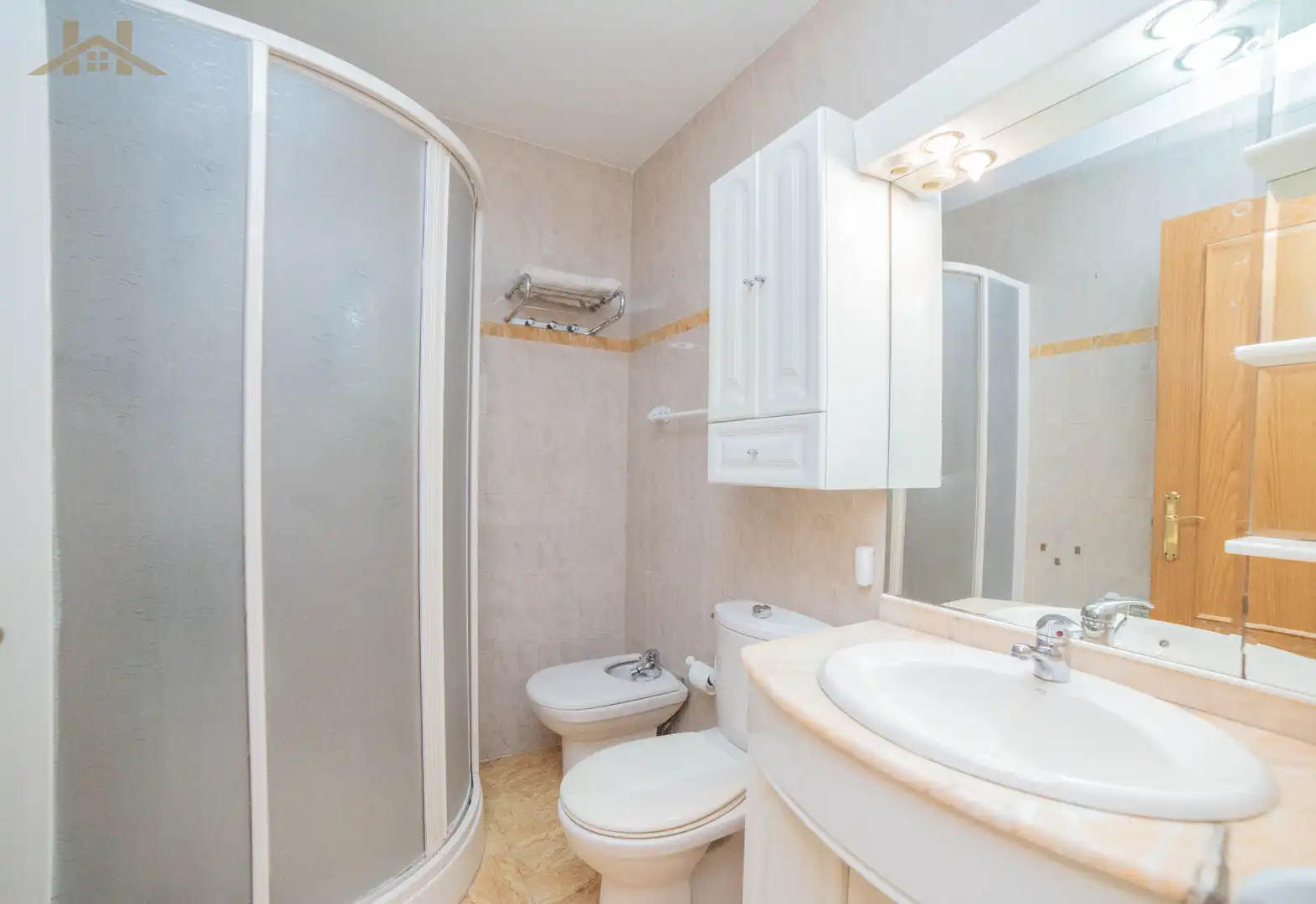 Baño de Piso en venta en Pinto con Aire acondicionado, Calefacción y Terraza