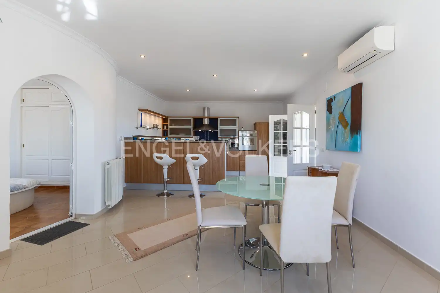 Comedor de Finca rústica en venta en Els Poblets con Aire acondicionado, Calefacción y Jardín privado