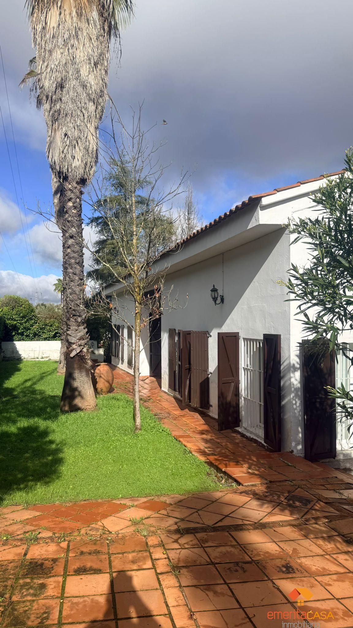 Exterior view of House or chalet for sale in Mérida  with Air Conditioner, Heating and Swimming Pool