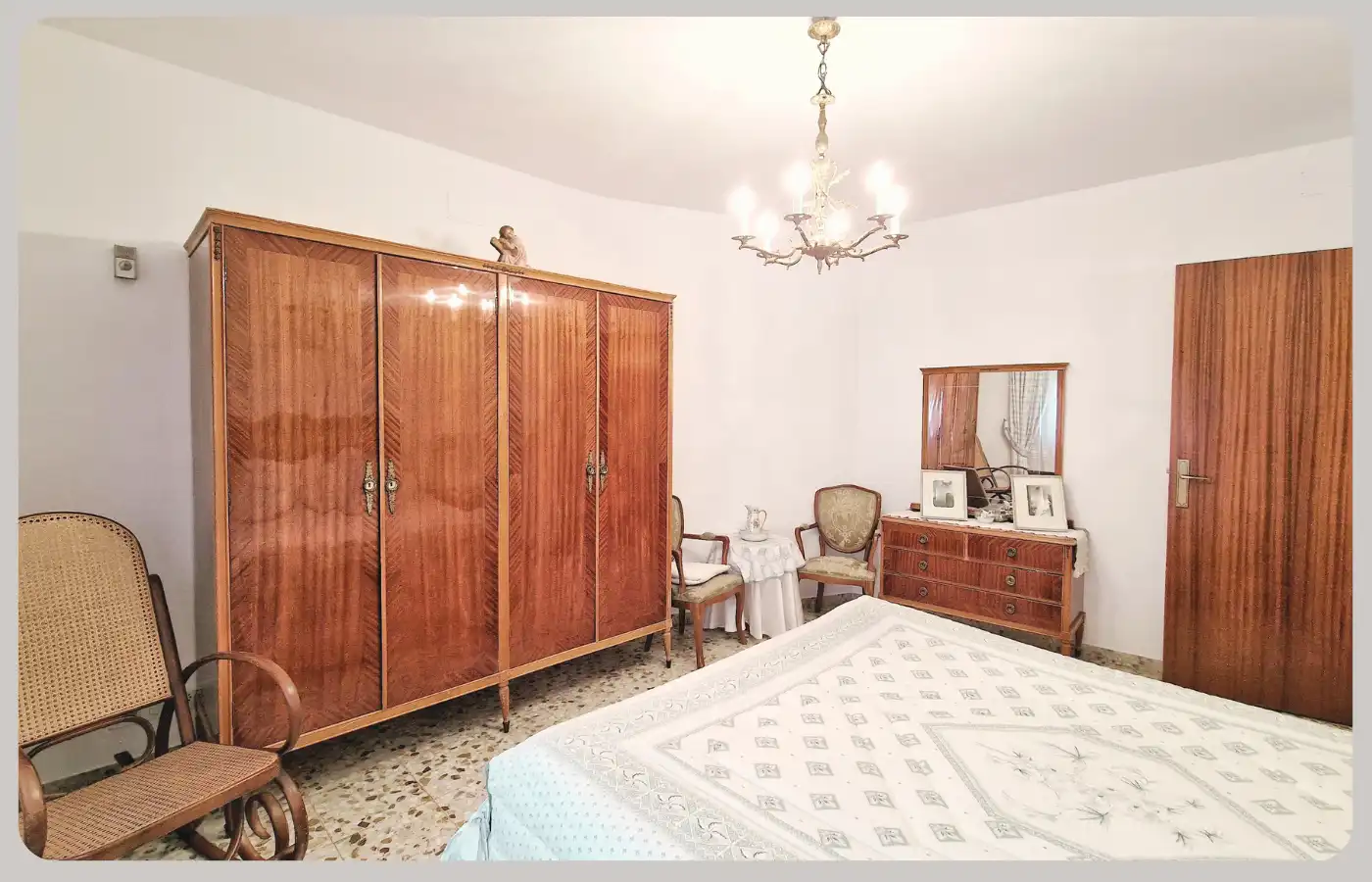 Detached homes for sale in Calle Hortales, Andorra (Teruel)