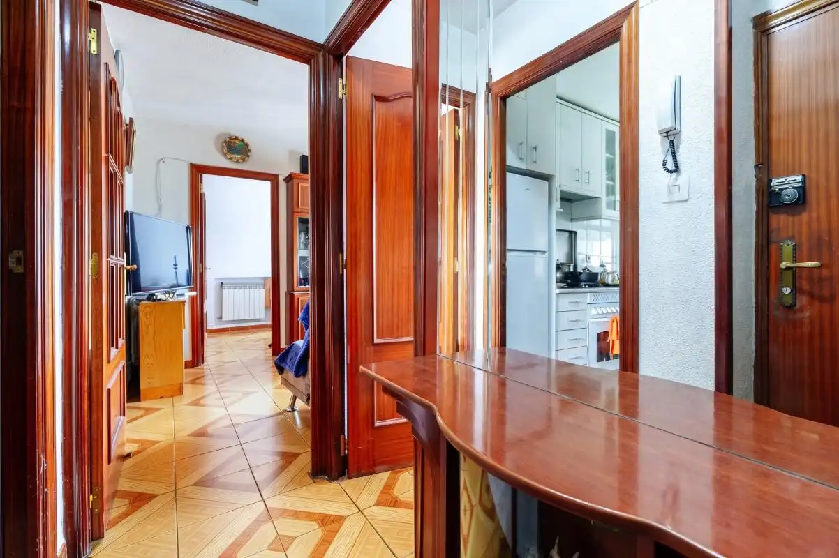 Flat for sale in Madrid  with Heating, Terrace and Furnished