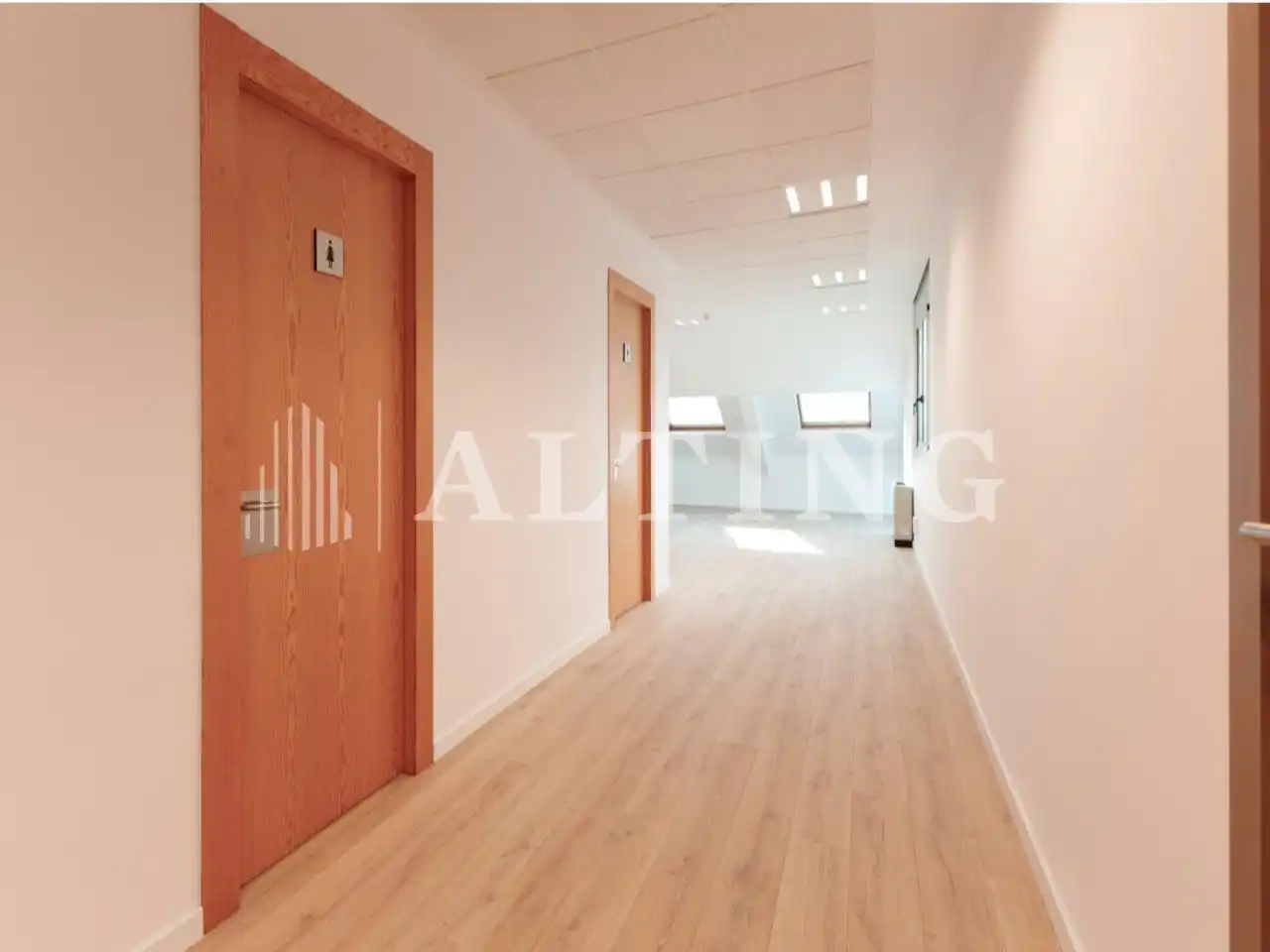 Office space with lift to rent in Carrer Aragó 182, imagen 16
