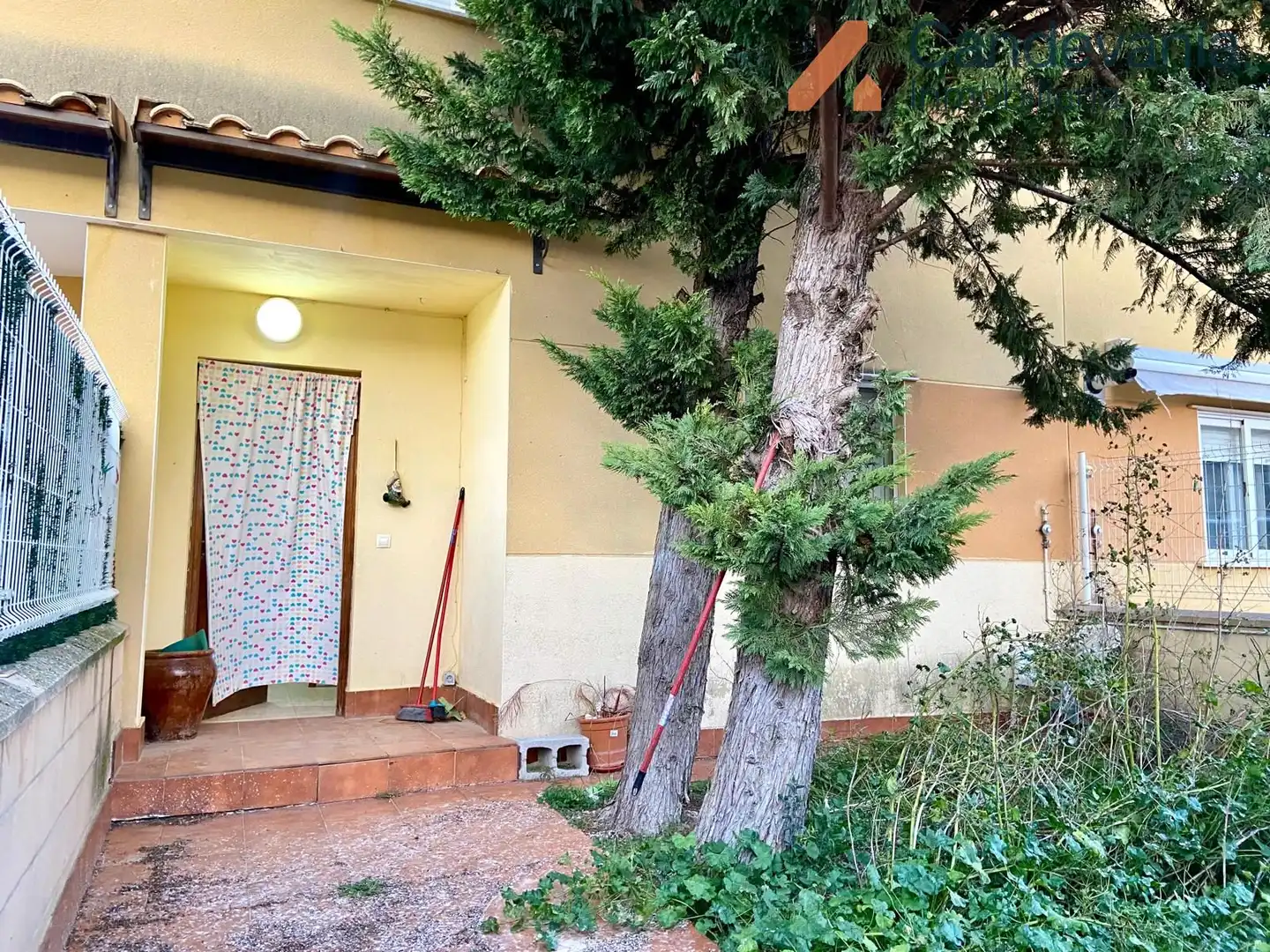 Jardín de Casa adosada en venta en Las Pedrosas con Aire acondicionado, Calefacción y Jardín privado