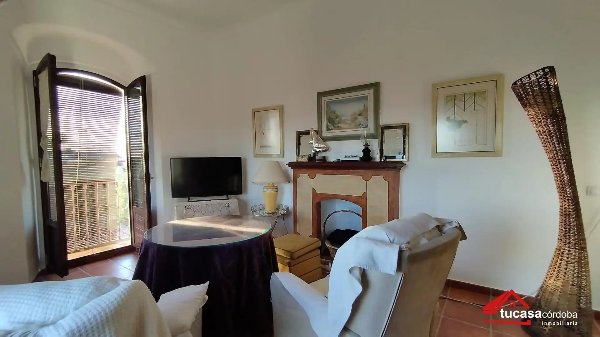 Sala d'estar de Finca rústica en venda en Posadas amb Aire condicionat