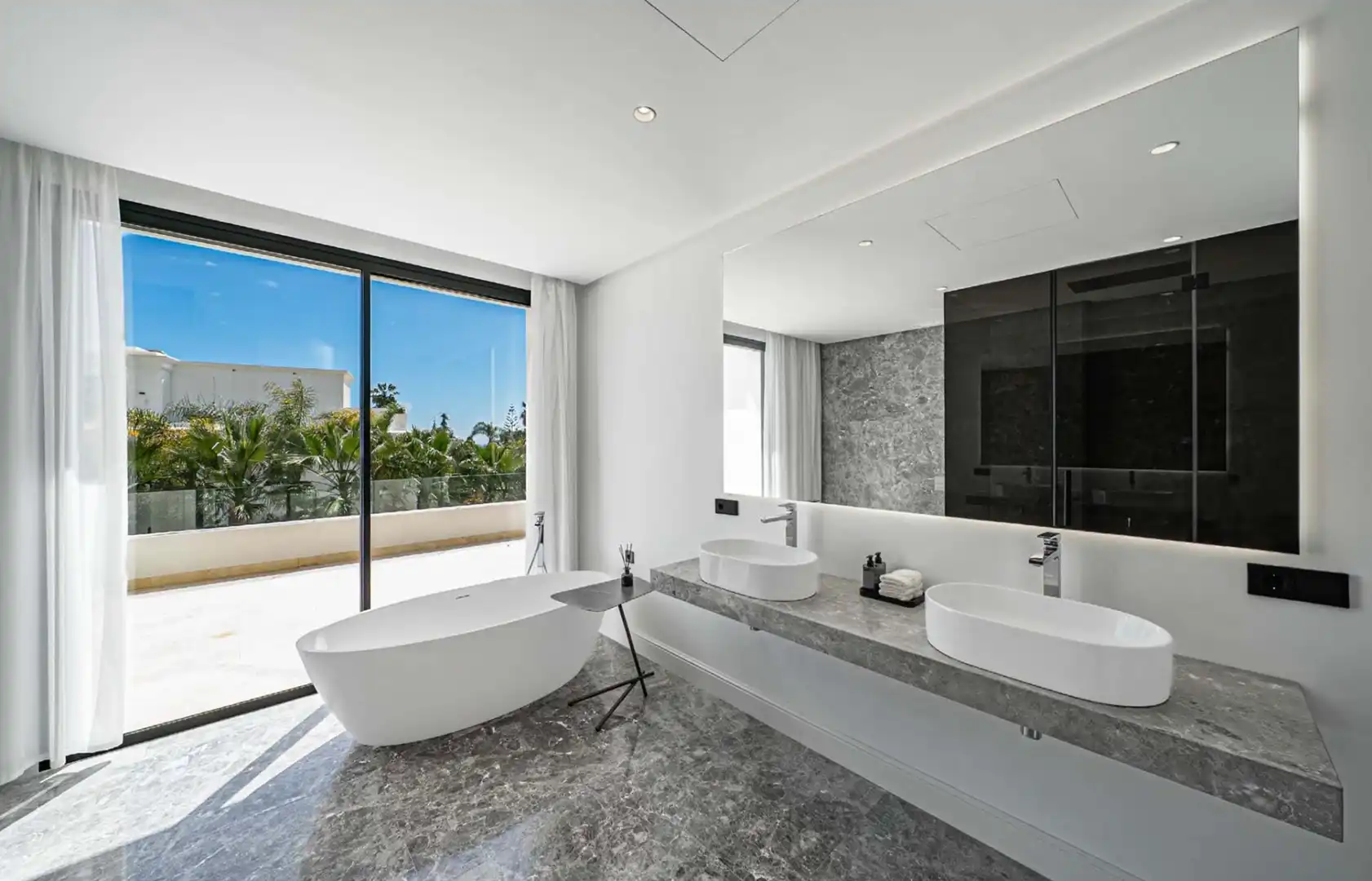 Casa o xalet en venda a Calle Sierra Bermeja, 19, Lomas de Marbella Club