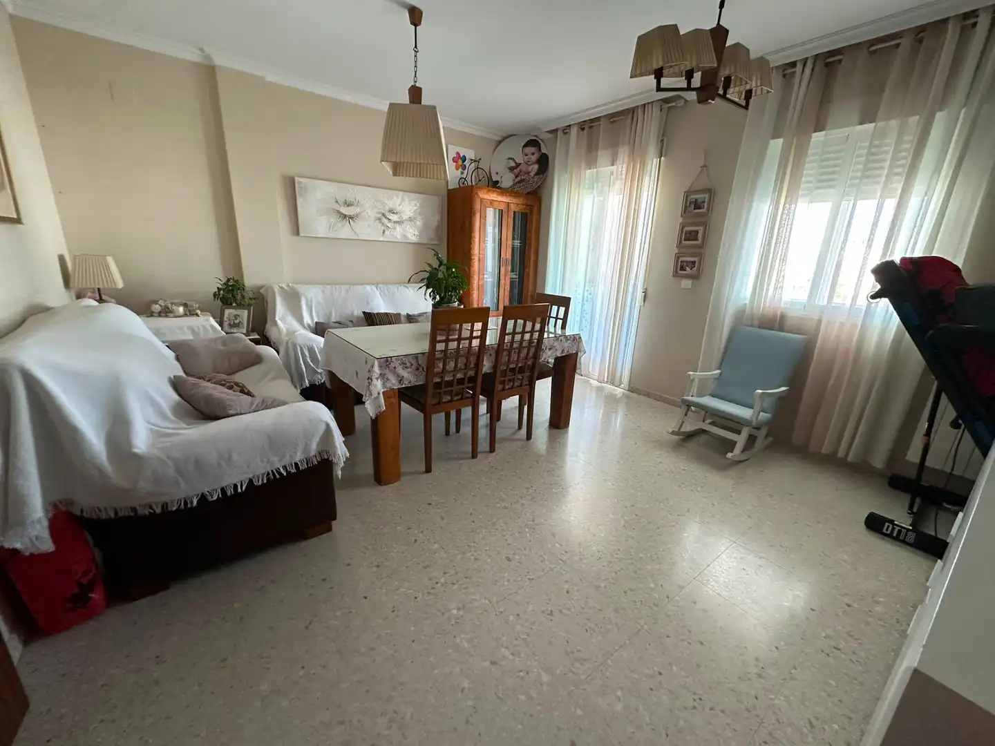 Wohnzimmer von Wohnung zum Verkauf in Don Benito mit Klimaanlage, Heizung und Balkon
