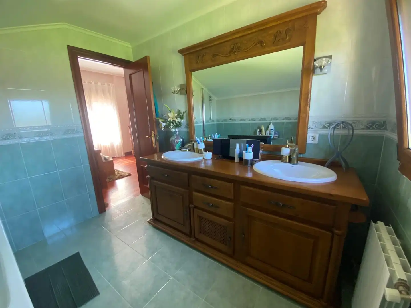 Baño de Casa o chalet en venta en Castro-Urdiales con Calefacción, Jardín privado y Terraza