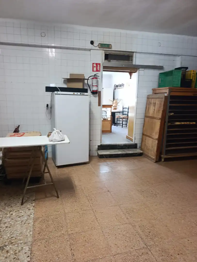 Cocina de Local en venta en Elda con Amueblado