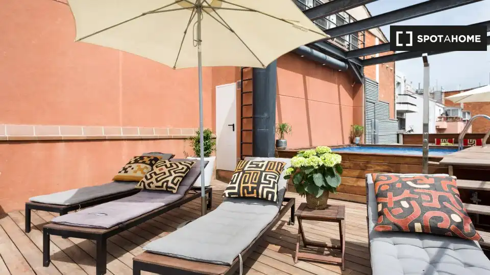 Flat with terrace to rent in Eixample, imagen 3