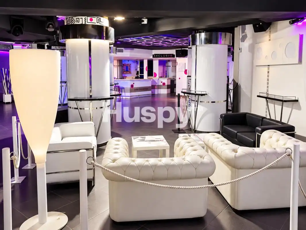Local comercial en venta en Avenida del Puerto Deportivo, imagen 9