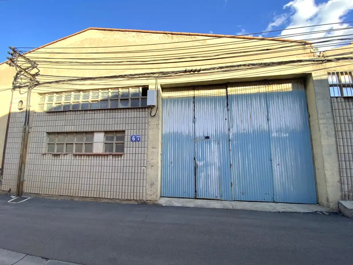 Nau industrial en venda a INDUSTRIA
