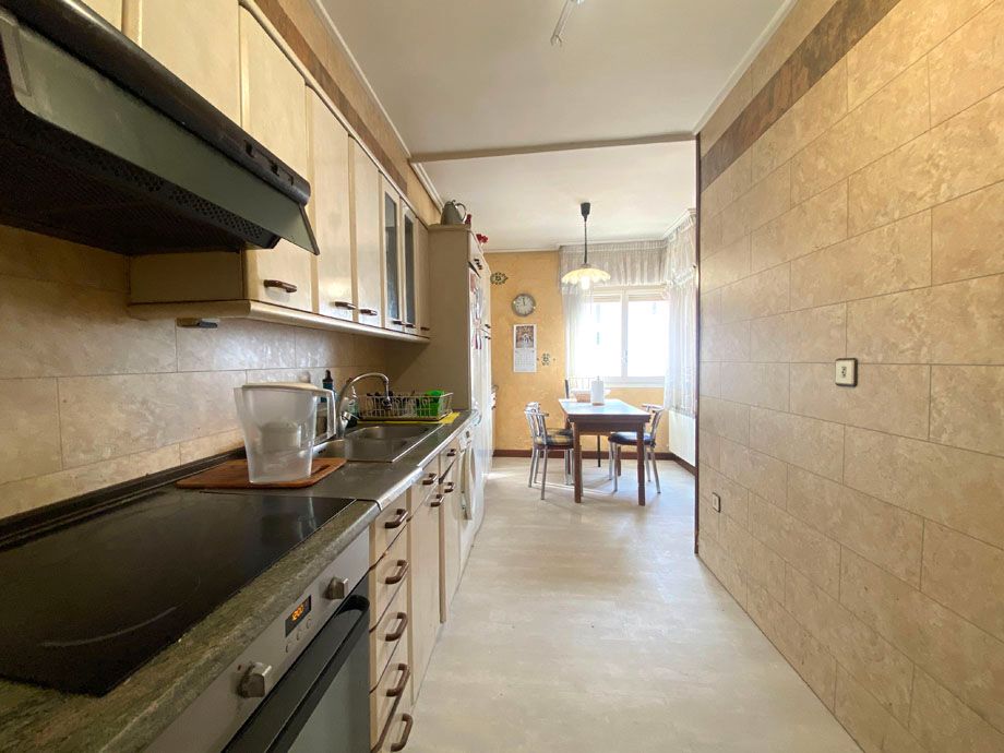 Kitchen of Flat for sale in Vitoria - Gasteiz  with Heating, Parquet flooring and Terrace