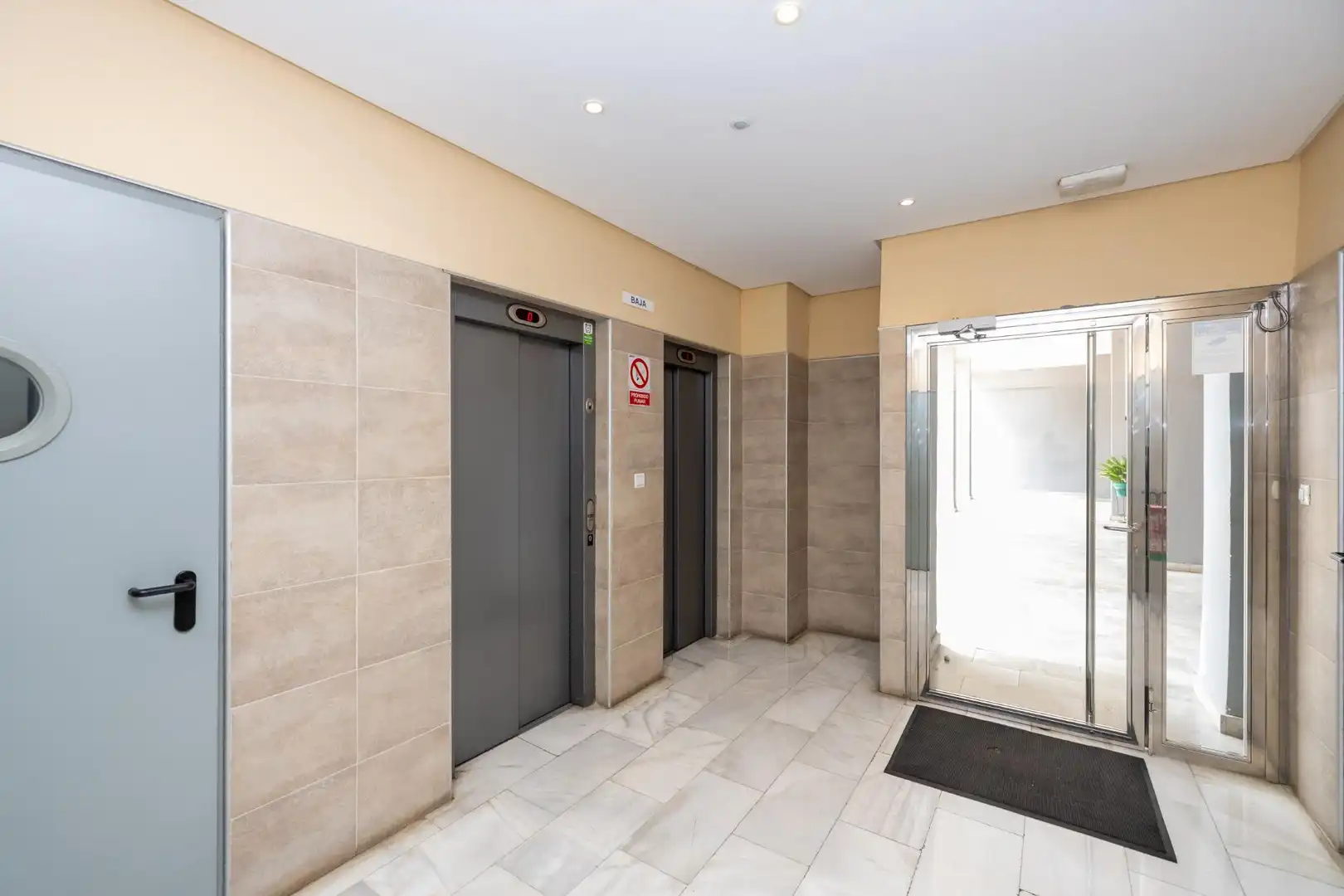 Appartamento con ascensore in vendita a Calle las Hayas 7, imagen 16